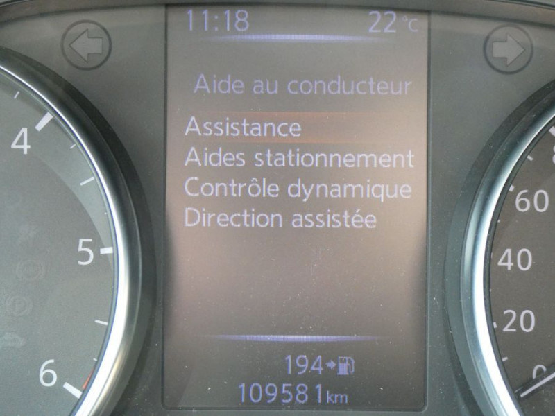 Photo 25 de l'offre de NISSAN QASHQAI 1.5 DCI 110 BV6 ACENTA Bluetooth Radars à 14250€ chez Mérignac auto