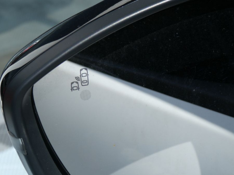 Photo 37 de l'offre de DS DS3 CROSSBACK 1.2 PureTech 130 EAT8 PERFORMANCE LINE à 26950€ chez Mérignac auto