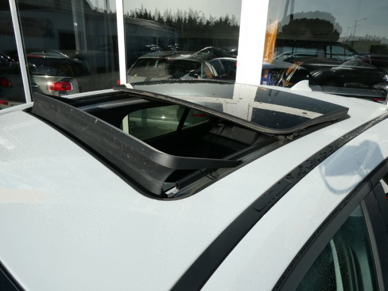 Photo 41 de l'offre de BMW SERIE 1 (F40) 116iA 109 BVA7 AVANTAGE GPS TOIT Ouvrant CarPlay à 28950€ chez Mérignac auto