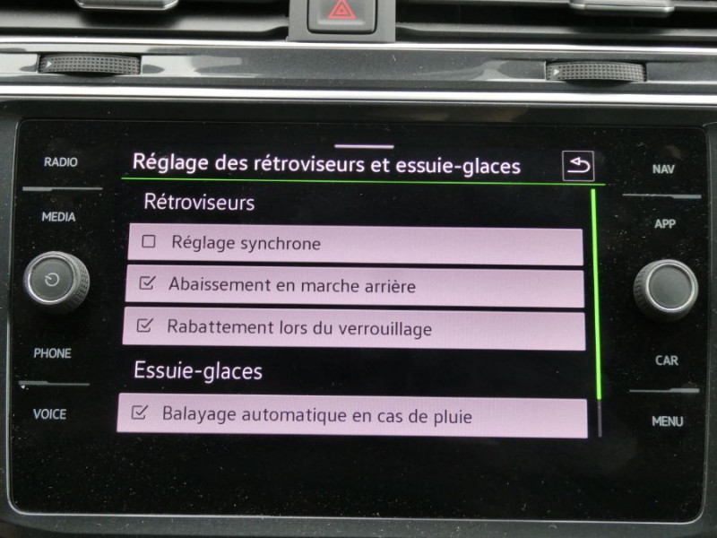 Photo 26 de l'offre de VOLKSWAGEN TIGUAN II (2) 1.5 TSI 130 BVM6 ADVANCE CarPlay ACC Radars à 30990€ chez Mérignac auto