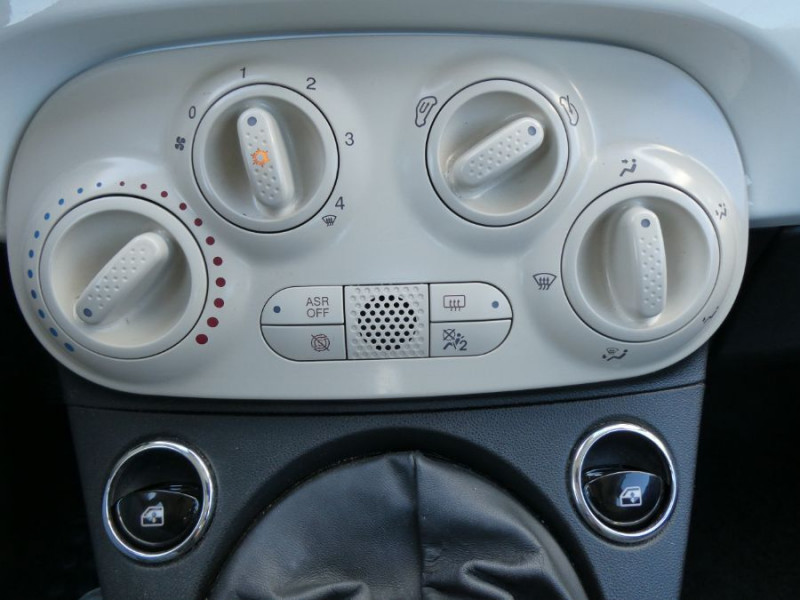 Photo 22 de l'offre de FIAT 500 C 1.2 69 LOUNGE Options 1ère Main à 13250€ chez Mérignac auto