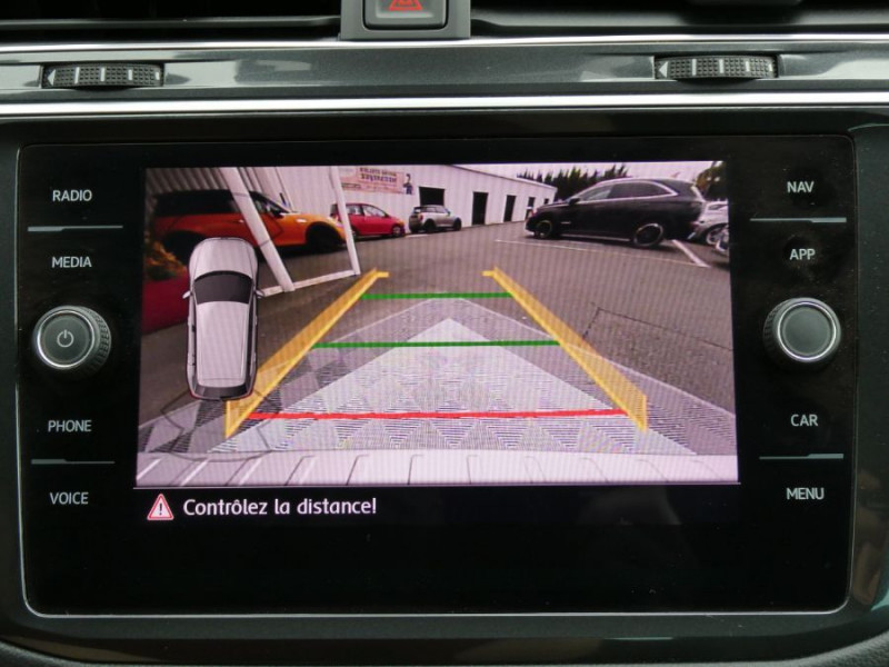Photo 21 de l'offre de VOLKSWAGEN TIGUAN II 2.0 TDI 150 DSG7 2WD COMFORTLINE GPS Camera JA19 Key Less à 27950€ chez Mérignac auto