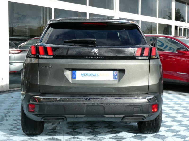 Photo 8 de l'offre de PEUGEOT 3008 II 1.2 PureTech 130 BVM6 PACK GPS JA18 à 24250€ chez Mérignac auto
