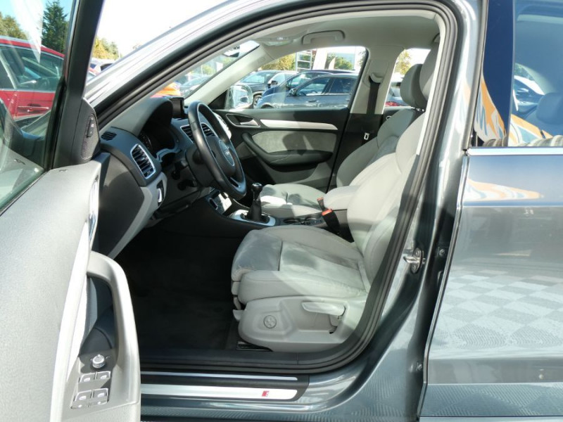 Photo 16 de l'offre de AUDI Q3 II 1.4 TFSI 150 BVM6 2WD Pack S LINE Ext. JA18 Key Less à 25990€ chez Mérignac auto