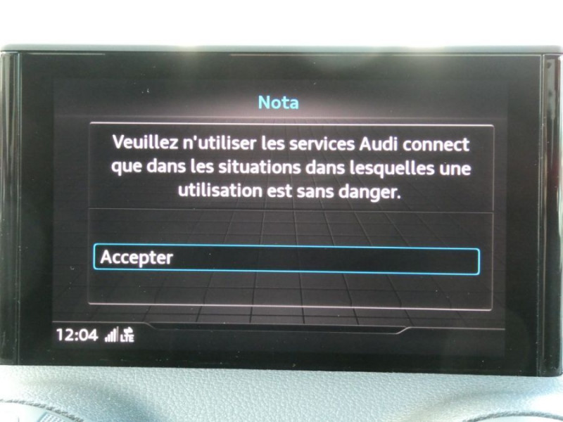 Photo 28 de l'offre de AUDI Q2 30 TFSI 116 S Tronic 7 Pk S LINE Ext. GPS LED JA18 Key Less Park Assist à 25490€ chez Mérignac auto