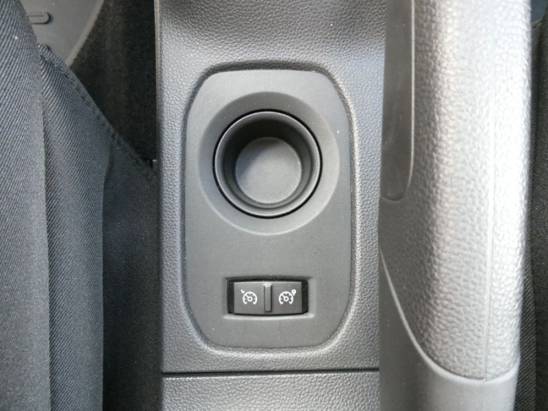 Photo 30 de l'offre de DACIA DUSTER TCe 90 BVM6 4X2 CONFORT PACK CLIM Bluetooth à 17690€ chez Mérignac auto