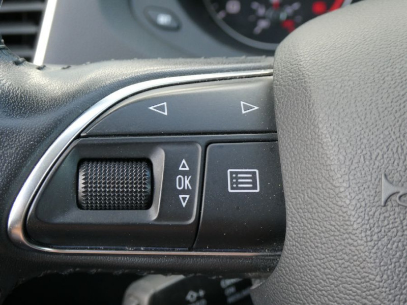 Photo 31 de l'offre de AUDI Q3 II 2.0 TDI 120 BV6 AMBIENTE GPS LED à 22490€ chez Mérignac auto