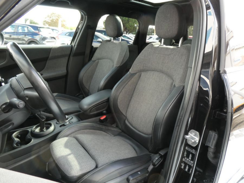 Photo 5 de l'offre de MINI COUNTRYMAN (F60) 1.5i 136 BVA COOPER Camera TOIT Ouvrant Hayon EL. Hifi ... à 25980€ chez Mérignac auto