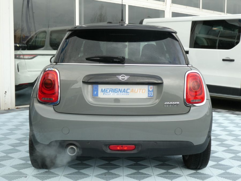 Photo 11 de l'offre de MINI MINI III 1.5i 136 BVM6 (F56) COOPER 3P Semi Cuir SC RER à 19290€ chez Mérignac auto