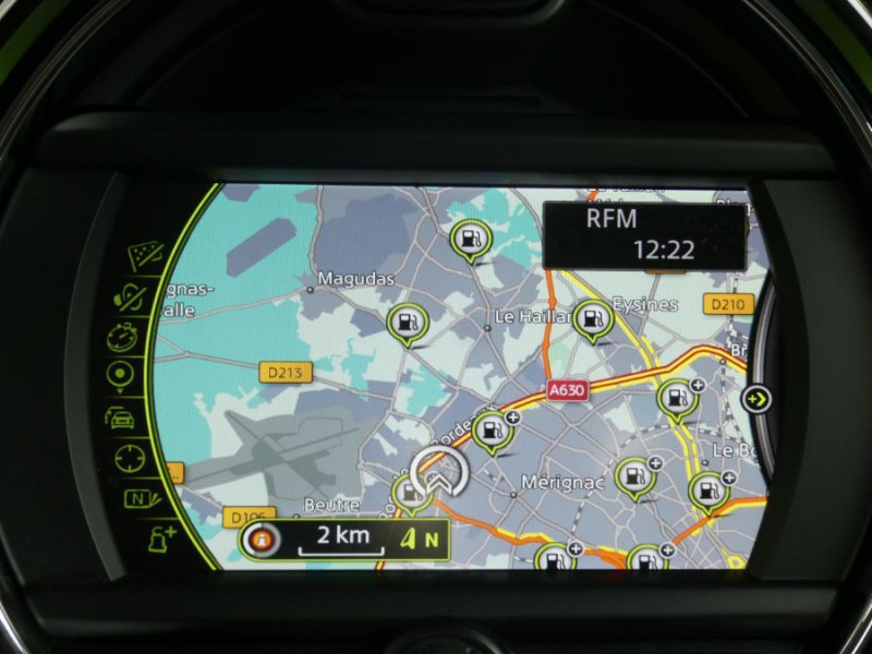 Photo 12 de l'offre de MINI MINI III 1.5i 136 BVM6 (F56) COOPER 3P GPS Radar à 17950€ chez Mérignac auto