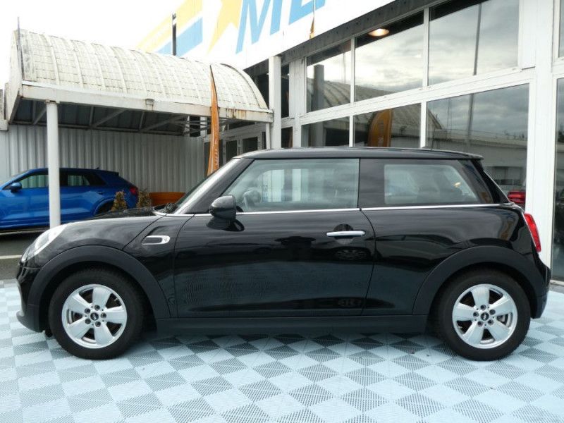 Photo 30 de l'offre de MINI MINI III 1.5i 136 BVM6 (F56) COOPER 3P GPS Radar à 17950€ chez Mérignac auto
