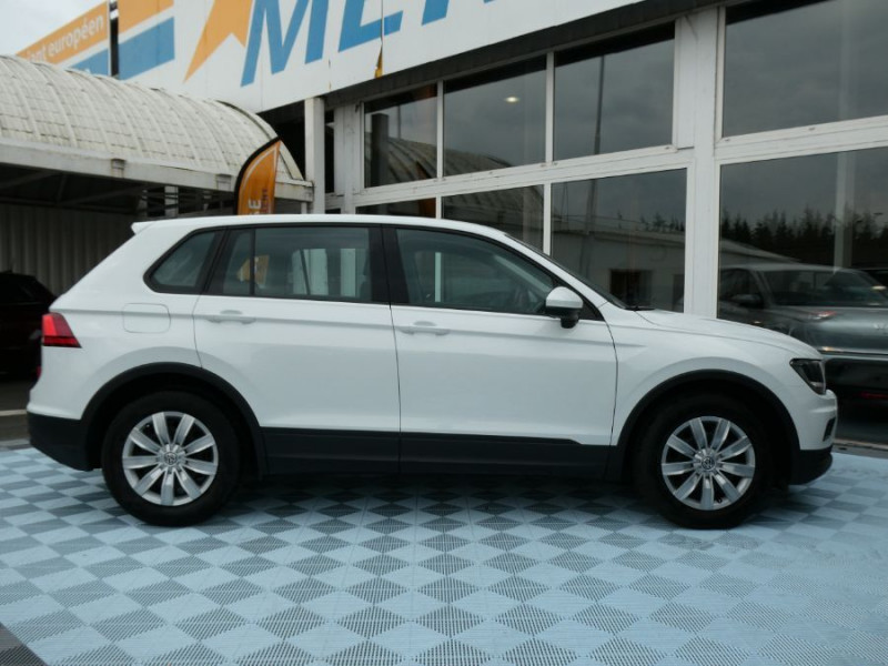 Photo 37 de l'offre de VOLKSWAGEN TIGUAN II 1.4 TSI 150 DSG6 TRENDLINE GPS Privacy Glass à 28450€ chez Mérignac auto