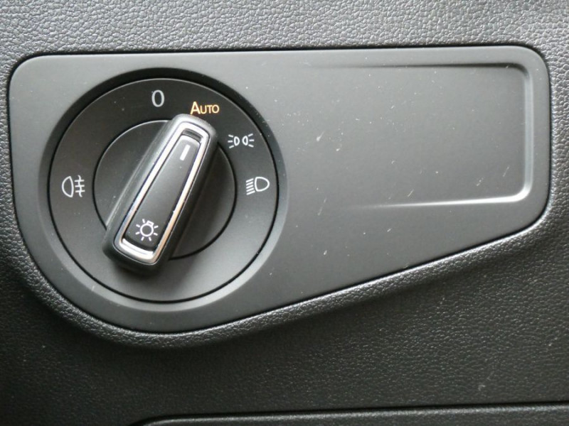 Photo 33 de l'offre de VOLKSWAGEN TIGUAN II 1.4 TSI 150 DSG6 TRENDLINE GPS Privacy Glass à 28450€ chez Mérignac auto
