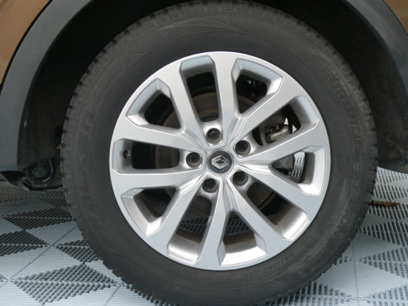 Photo 41 de l'offre de RENAULT KADJAR 1.5 DCI 110 EDC BUSINESS GPS Radars Attel. à 20480€ chez Mérignac auto