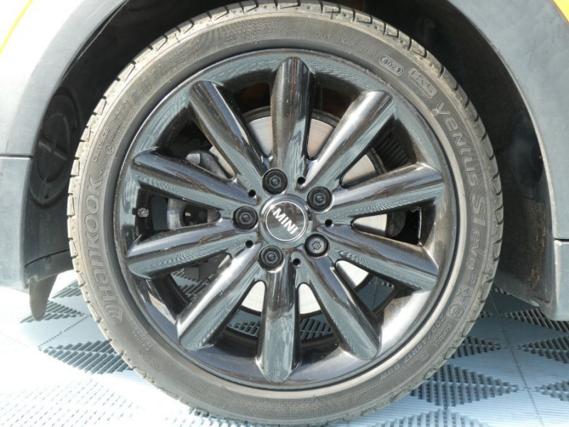 Photo 32 de l'offre de MINI MINI III 2.0 COOPER SD 170 BVM6 (F56) 3P à 15490€ chez Mérignac auto