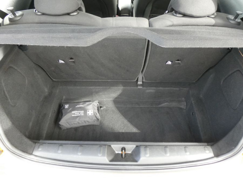 Photo 15 de l'offre de MINI MINI III 2.0 COOPER SD 170 BVM6 (F56) 3P à 15490€ chez Mérignac auto