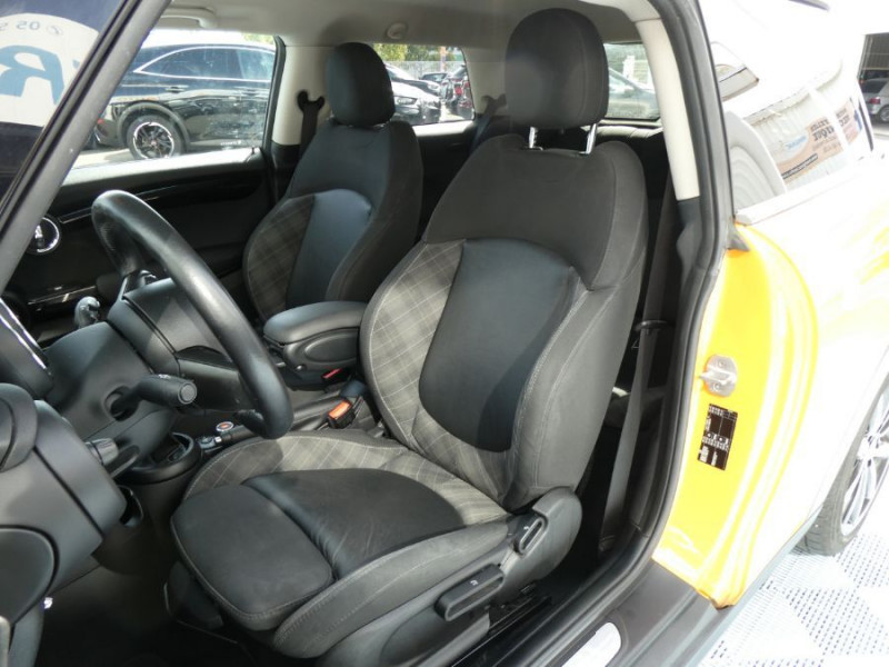 Photo 5 de l'offre de MINI MINI III 2.0 COOPER SD 170 BVM6 (F56) 3P à 15490€ chez Mérignac auto