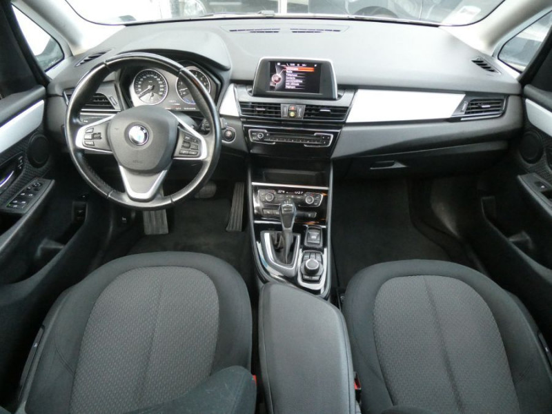 Photo 20 de l'offre de BMW SERIE 2 ACTIVE TOURER (F45) 225XE 224cv BVA HYBRID Rechargeable LOUNGE Camera 1ère Main à 20990€ chez Mérignac auto