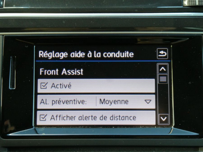 Photo 20 de l'offre de VOLKSWAGEN TIGUAN II 1.4 TSI 150 DSG6 COMFORTLINE Radars Attel. à 23980€ chez Mérignac auto