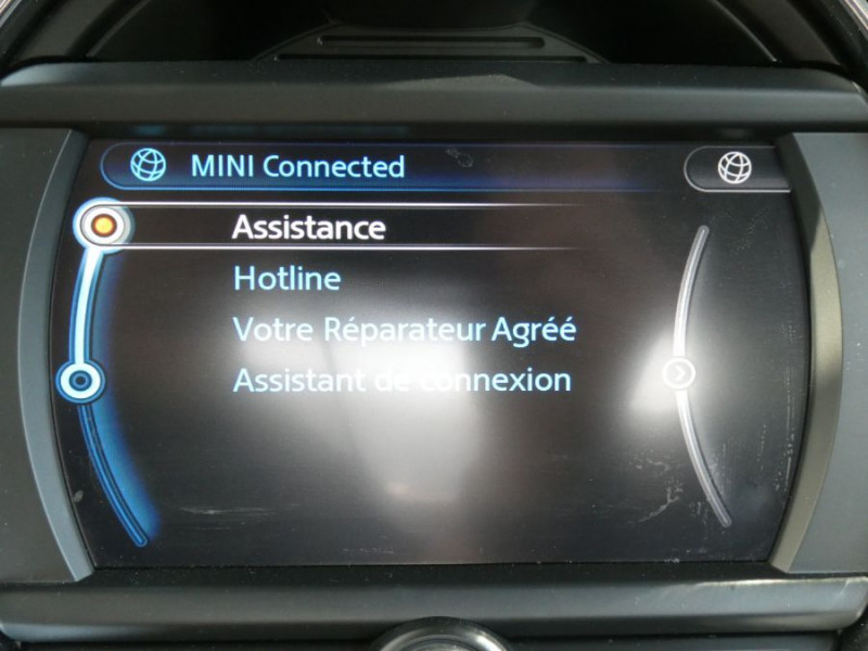 Photo 18 de l'offre de MINI MINI III 1.5i 136 BVM6 (F56) COOPER 3P Bluetooth SC à 17950€ chez Mérignac auto
