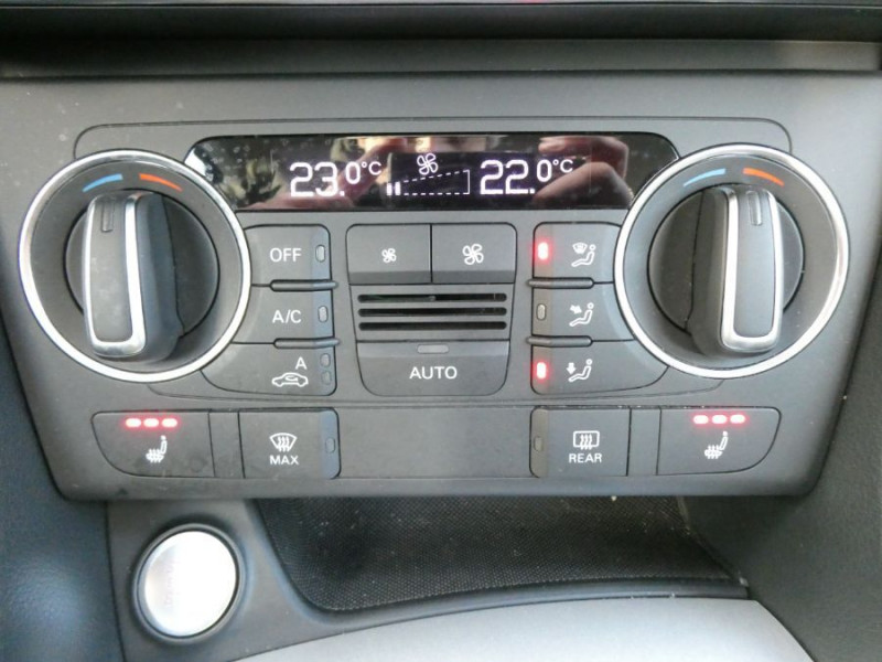 Photo 25 de l'offre de AUDI Q3 II 1.4 TFSI 150 BVM6 GPS SC Xénon Key Less à 25950€ chez Mérignac auto
