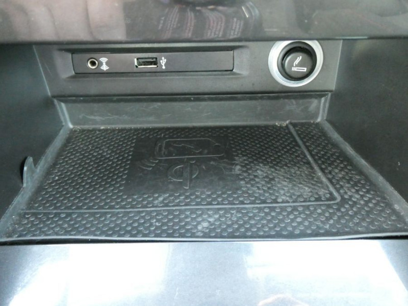 Photo 30 de l'offre de VOLKSWAGEN TIGUAN II 1.4 TSI 150 BVM6 SOUND GPS Cockpit ACC Radars à 23250€ chez Mérignac auto