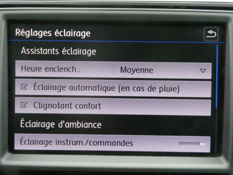 Photo 31 de l'offre de VOLKSWAGEN TIGUAN II 2.0 TDI 150 DSG7 2WD SOUND GPS ACC Driving Mode à 26480€ chez Mérignac auto