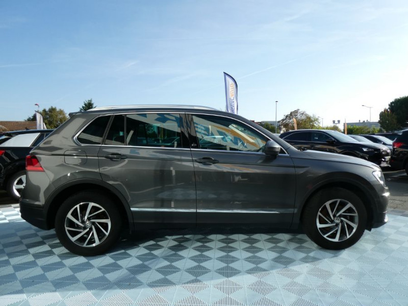 Photo 41 de l'offre de VOLKSWAGEN TIGUAN II 1.4 TSI 150 BVM6 SOUND GPS Cockpit ACC Radars à 23250€ chez Mérignac auto