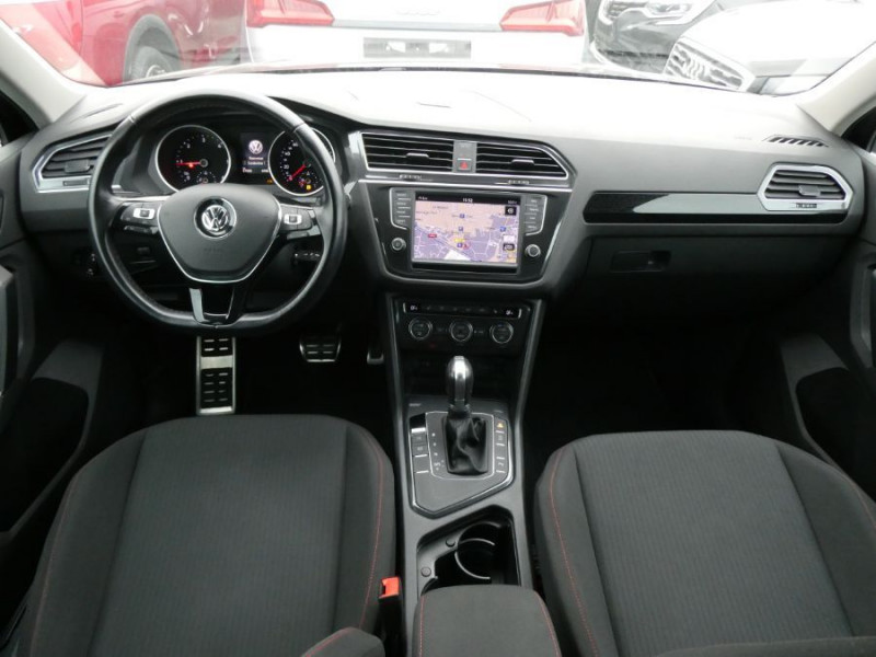 Photo 18 de l'offre de VOLKSWAGEN TIGUAN II 2.0 TDI 150 DSG7 2WD SOUND GPS ACC Driving Mode à 26480€ chez Mérignac auto