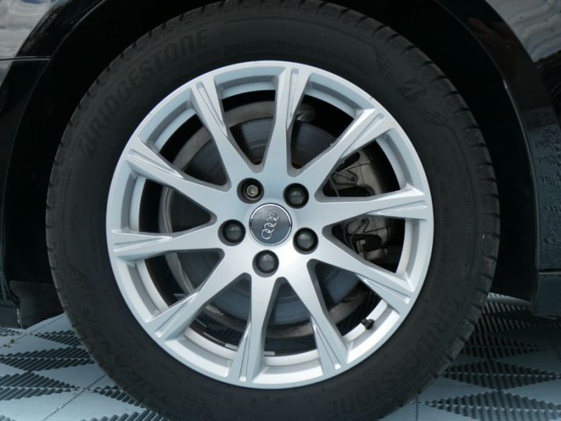 Photo 39 de l'offre de AUDI A4 V 1.4 TFSI 150 BVA PACK GPS à 29750€ chez Mérignac auto