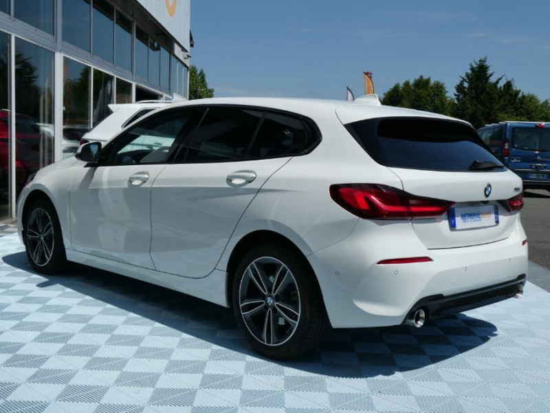 Photo 9 de l'offre de BMW SERIE 1 (F40) 118DA 150 BVA8 SPORT LINE Camera GPS à 29970€ chez Mérignac auto