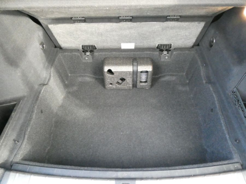 Photo 41 de l'offre de BMW X1 (F48) SDRIVE 18DA 150 BVA8 X LINE CUIR TOIT Ouvrant JA19 Hayon EL. à 28980€ chez Mérignac auto