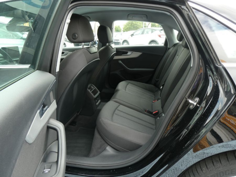 Photo 13 de l'offre de AUDI A4 V 1.4 TFSI 150 BVA PACK GPS à 29750€ chez Mérignac auto