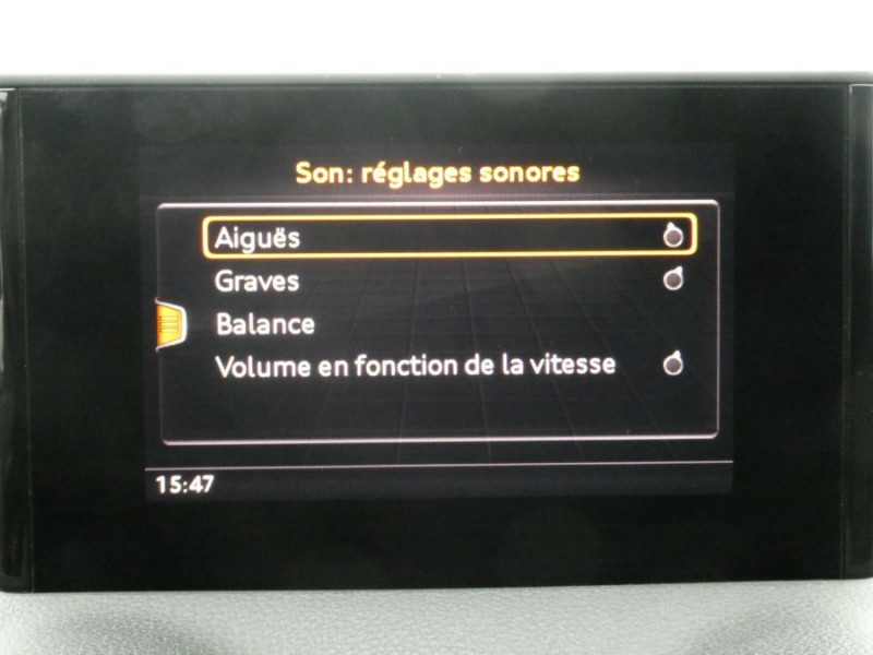 Photo 25 de l'offre de AUDI Q2 1.4 TFSI 150 S Tronic Bluetooth à 24690€ chez Mérignac auto