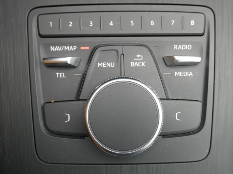 Photo 30 de l'offre de AUDI A4 V 1.4 TFSI 150 BVA PACK GPS à 29750€ chez Mérignac auto