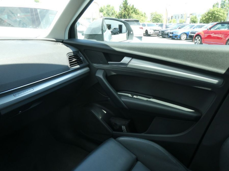 Photo 40 de l'offre de AUDI Q5 II 40 TDI 190 BVA QUATTRO SPORT CUIR GPS JA19 à 38750€ chez Mérignac auto