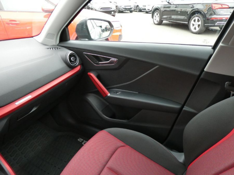 Photo 33 de l'offre de AUDI Q2 1.4 TFSI 150 BVM6 SPORT Pack S LINE Ext. LED Hayon EL. Camera à 24690€ chez Mérignac auto