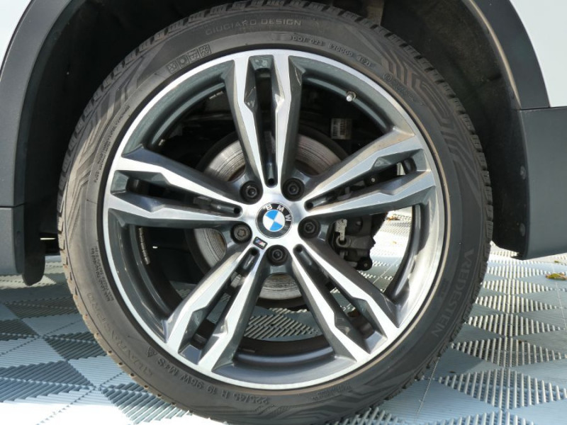 Photo 46 de l'offre de BMW X1 (F48) SDRIVE 18DA 150 BVA8 X LINE CUIR TOIT Ouvrant JA19 Hayon EL. à 28980€ chez Mérignac auto
