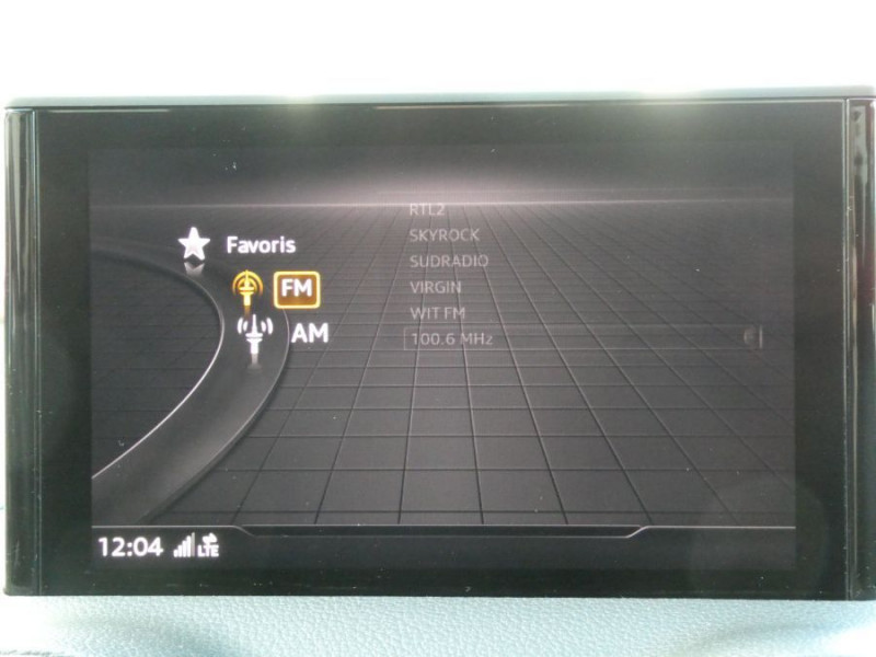 Photo 22 de l'offre de AUDI Q2 30 TFSI 116 S Tronic 7 Pk S LINE Ext. GPS LED JA18 Key Less Park Assist à 25490€ chez Mérignac auto