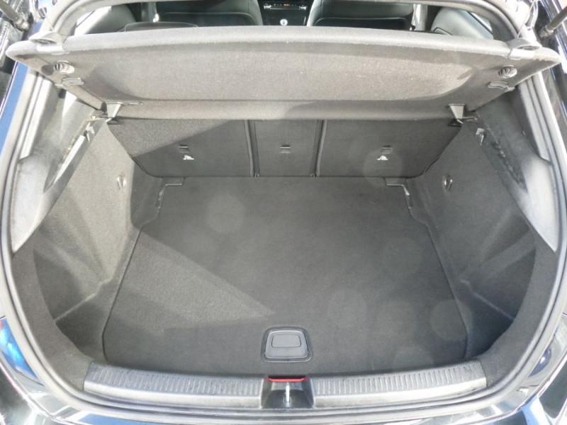 Photo 11 de l'offre de MERCEDES-BENZ CLASSE A IV 200 E 163cv BVM6 PROGRESSIVE Grand GPS Camera JA17 Privacy Glass à 25950€ chez Mérignac auto