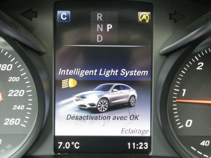 Photo 32 de l'offre de MERCEDES-BENZ GLC COUPE 250D 204cv 9G-Tronic 4Matic FASCINATION Susp. Air Body à 40900€ chez Mérignac auto