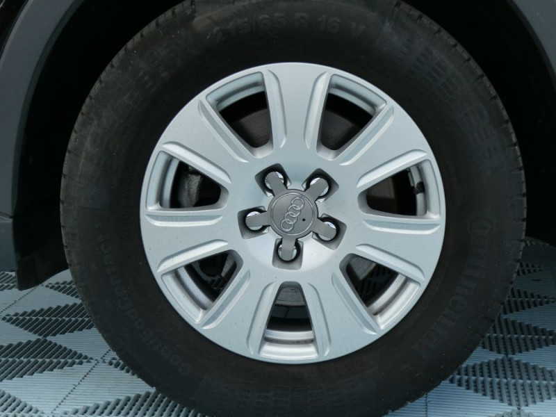 Photo 37 de l'offre de AUDI Q3 II 1.4 TFSI 125 BV6 GPS Xénon à 23950€ chez Mérignac auto