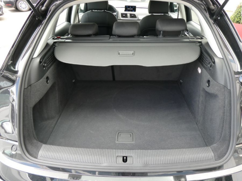 Photo 17 de l'offre de AUDI Q3 II 1.4 TFSI 125 BV6 GPS Xénon à 23950€ chez Mérignac auto