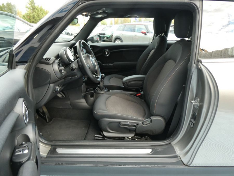 Photo 5 de l'offre de MINI MINI III 1.5i 136 BVM6 (F56) COOPER 3P LED GPS Radar à 18980€ chez Mérignac auto