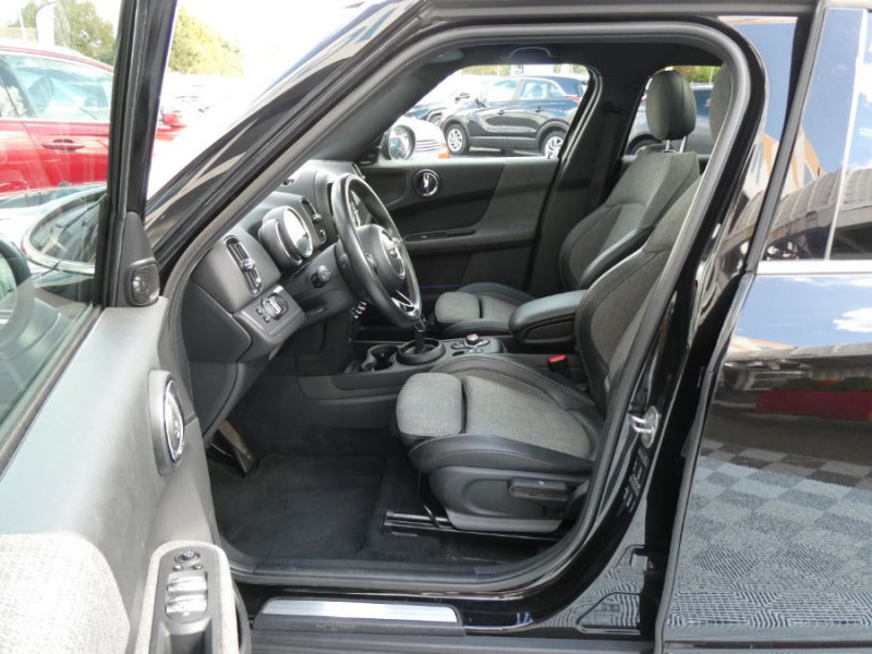Photo 14 de l'offre de MINI COUNTRYMAN (F60) 1.5i 136 BVA COOPER Camera TOIT Ouvrant Hayon EL. Hifi ... à 25980€ chez Mérignac auto