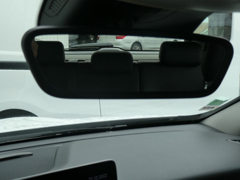 Photo 37 de l'offre de MERCEDES-BENZ GLA (2) 180 BVM6 INSPIRATION GPS Camera CarPlay LED Hayon EL. à 26450€ chez Mérignac auto