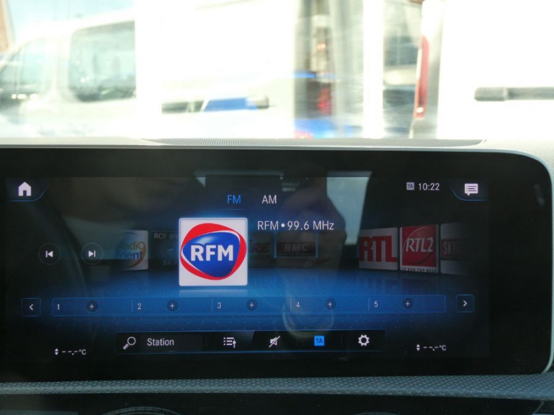 Photo 25 de l'offre de MERCEDES-BENZ CLASSE A IV 180 D 7G-DCT PROGRESSIVE LINE CUIR Grand GPS Camera à 25850€ chez Mérignac auto
