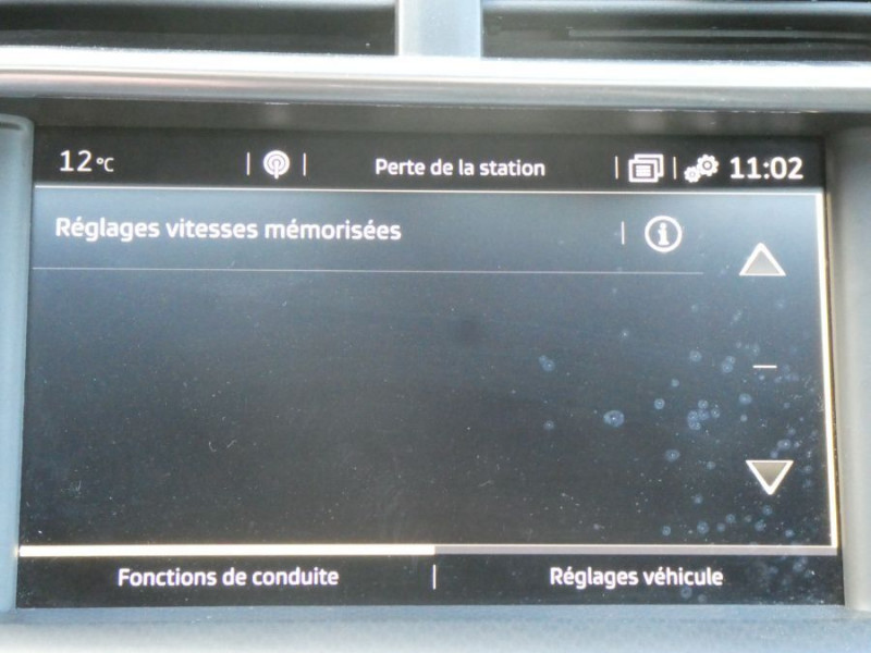 Photo 22 de l'offre de DS DS4 1.6 BlueHDi 120 BVM6 STYLE GPS Camera Xénon à 18490€ chez Mérignac auto