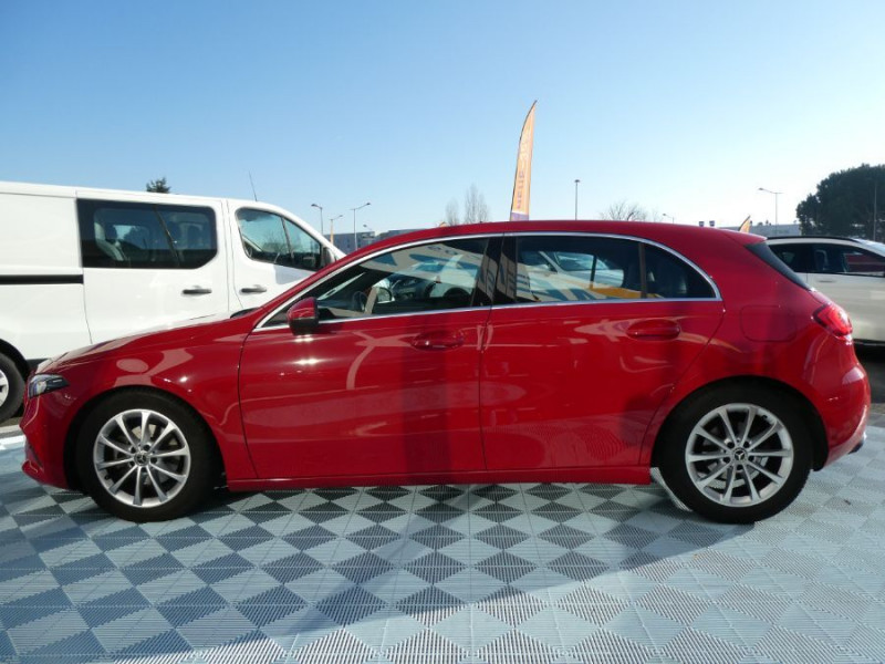 Photo 12 de l'offre de MERCEDES-BENZ CLASSE A IV 180 D 7G-DCT PROGRESSIVE LINE CUIR Grand GPS Camera à 25850€ chez Mérignac auto