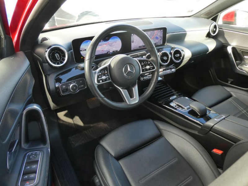 Photo 15 de l'offre de MERCEDES-BENZ CLASSE A IV 180 D 7G-DCT PROGRESSIVE LINE CUIR Grand GPS Camera à 25850€ chez Mérignac auto